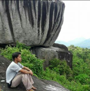 Batu Buntangan. Foto dok. Alwi 