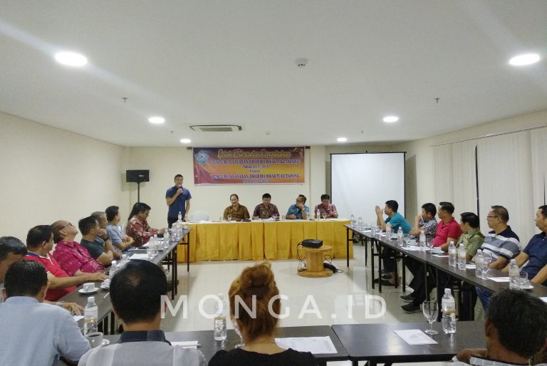 Ketua dan Pengurus Yayasan Dharma Bhakti Ketapang Berganti Kepemimpinan