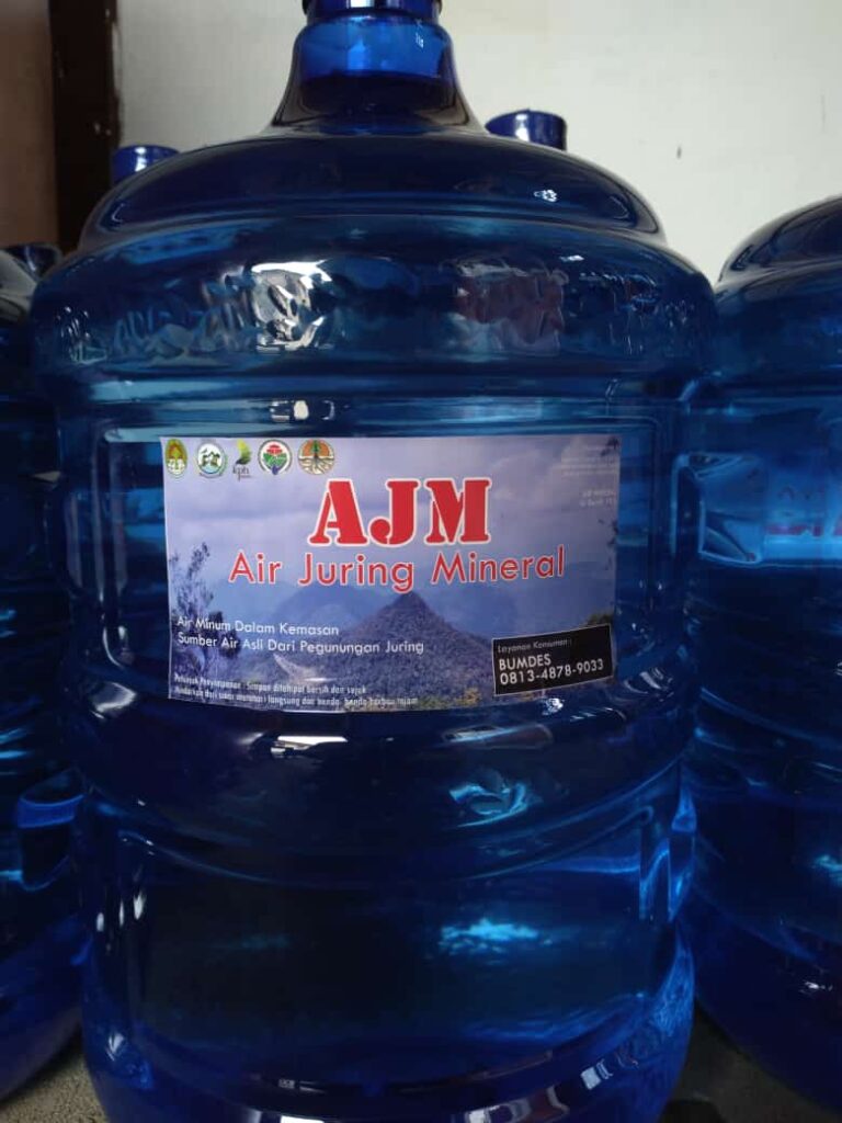 Memanfaatkan Mata Air Pegunungan, BUMDes Mekar Raya Kecamatan Simpang Dua Produksi Air Mineral