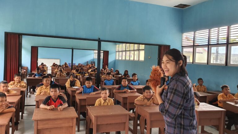 Sampaikan Arti Penting Menjaga Satwa Dilindungi Kepada Masyarakat dan Anak Sekolah Lewat Ekspedisi Pendidikan Lingkungan